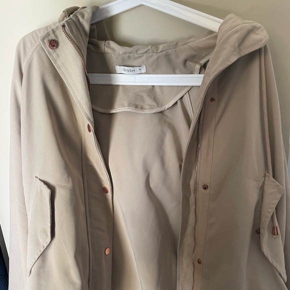 Mixture of jumpers & jackets! PE Nation, Gorman, Lorna Jane, Mango etc 🤍 - Picture 5 of 12